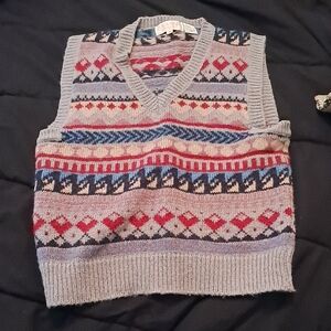 Ladies Multicolor Patterned Sweater Vest